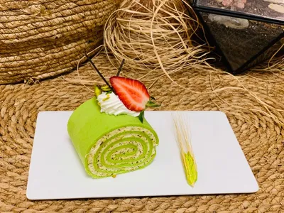 Tegral Satin Cream Cake Green Velvet