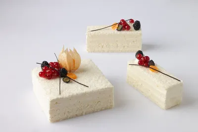 White Sponge Cake