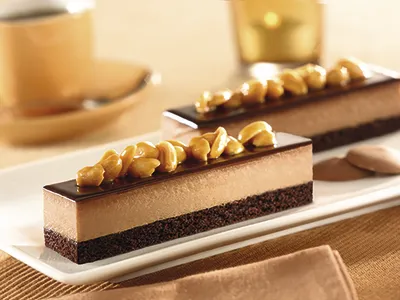 Çikolatalı & Yerfıstıklı Cheesecake