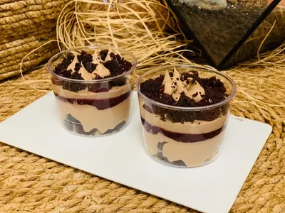 Frambuazlı ve Kakaolu  Vegan  Verrine